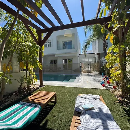 Serenity Family - 5 Min Walk To