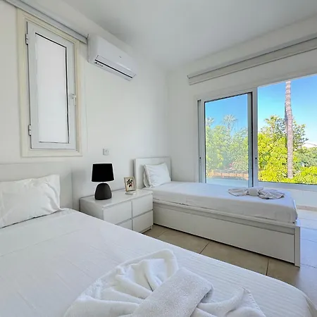 Villa Serenity Family - 5 Min Walk To