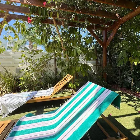 Villa Serenity Family - 5 Min Walk To Paralimni