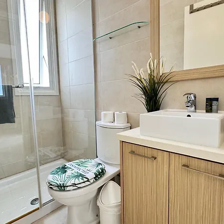 Serenity Family - 5 Min Walk To Paralímni