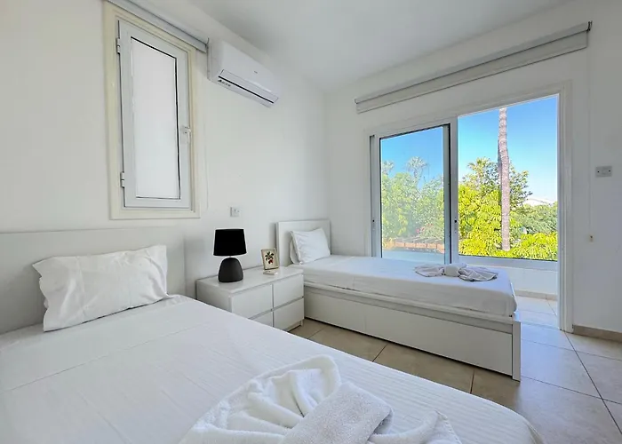 Villa Serenity Family - 5 Min Walk To